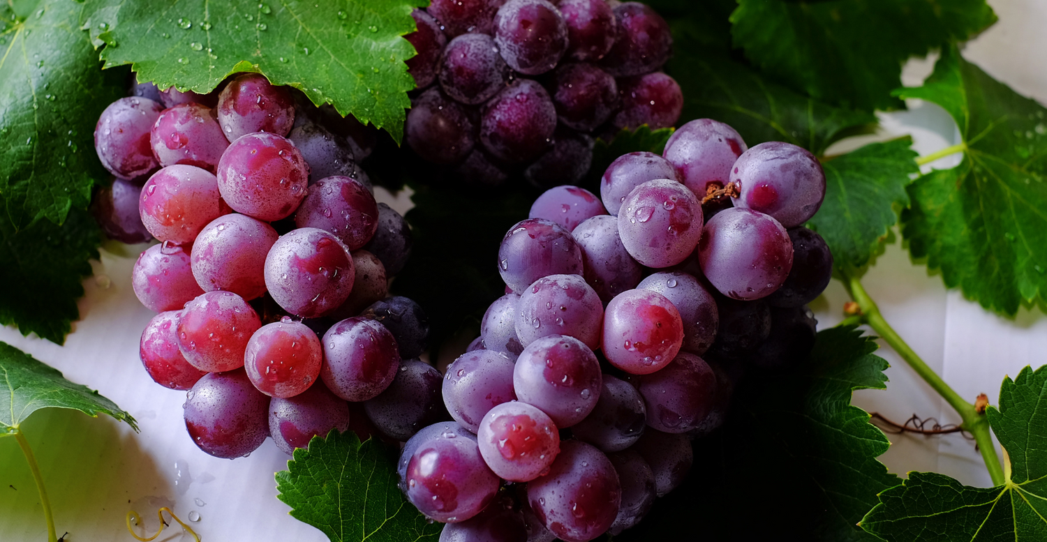 Tame Sugar Cravings Naturally: Harnessing the Power of Grapes